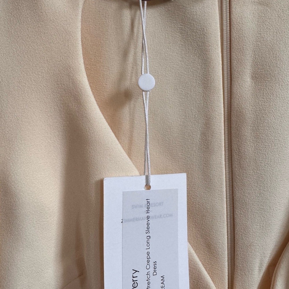 Alex Perry Monroe Heart-Cut Dress - Picture 7 of 9